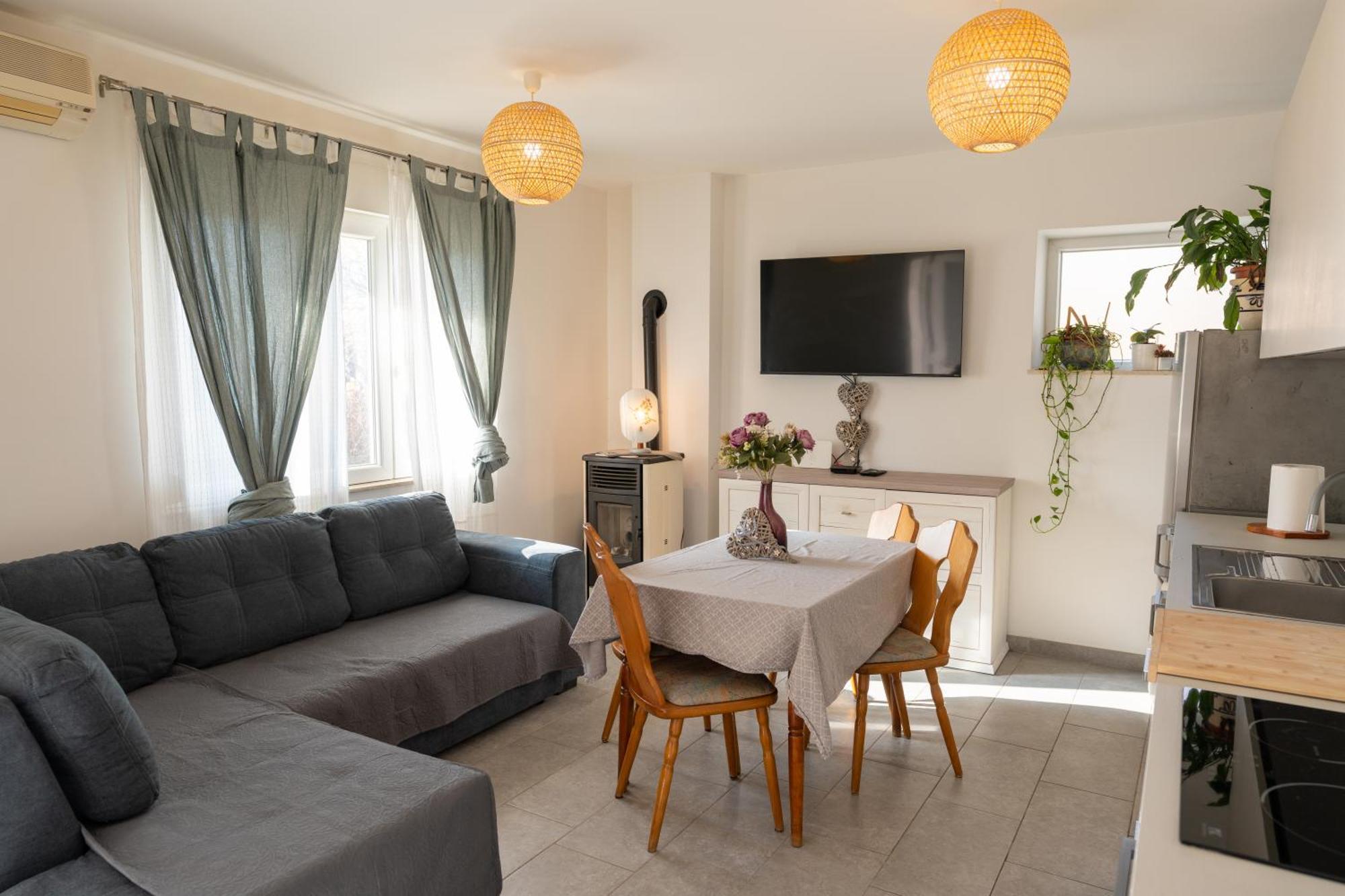 Two-Bedroom Apartment Rea In Rovinj Exteriör bild